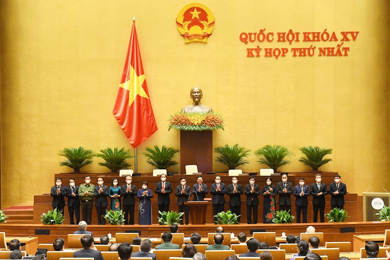 Danh sách 12 nhân sự lãnh đạo được Quốc hội bầu sáng nay - Ảnh 2.