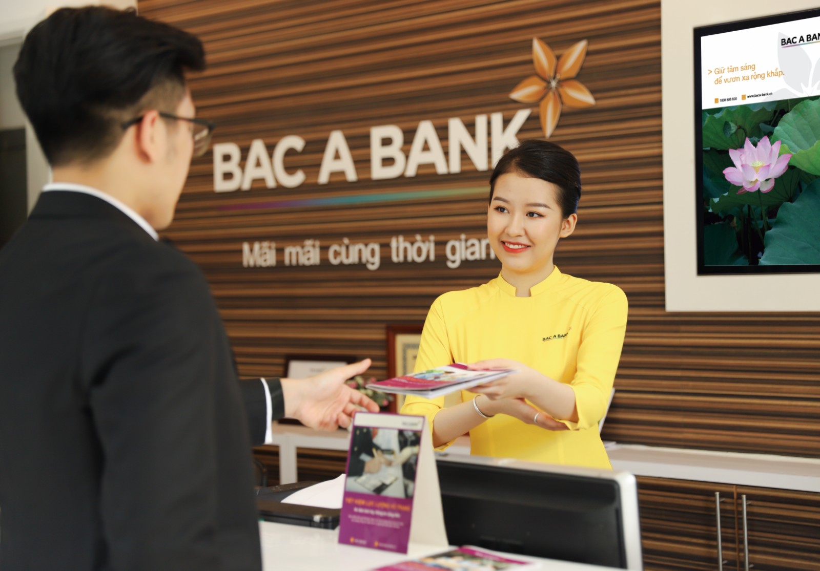Bac A Bank: Tín dụng tăng trưởng âm 1,62%, nợ xấu và lợi nhuận vẫn tăng - Ảnh 2. Bac A Bank: Tín dụng tăng trưởng âm 1,62%, nợ xấu và lợi nhuận vẫn tăng - Ảnh 2.