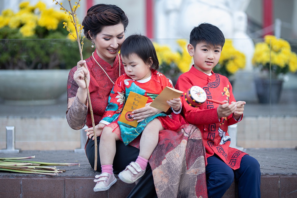 Nguyễn Hồng Nhung: &quot;Đã có lúc tôi nghĩ cuộc đời mình coi như chấm dứt&quot; - Ảnh 3.