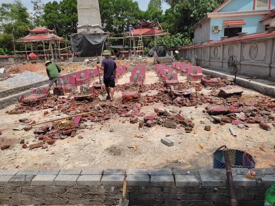 Thái Nguyên: Hé lộ nguyên nhân các ngôi mộ Liệt sỹ bị san phẳng tại nghĩa trang xã Úc Kỳ - Ảnh 4.
