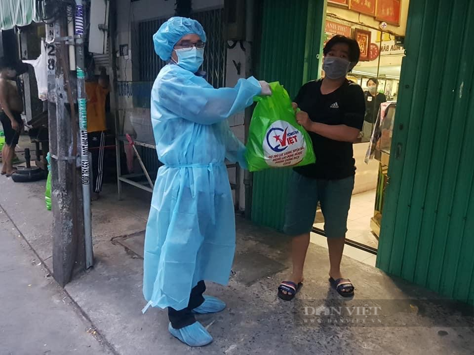 KHẨN: TP.HCM tăng cường một số biện pháp thực hiện Chỉ thị số 16 - Ảnh 4.