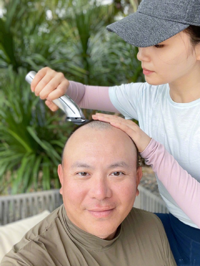 Hôn nhân viên mãn của mỹ nhân cổ trang Trung Quốc bị chỉ trích &quot;tham phú phụ bần&quot; - Ảnh 10.