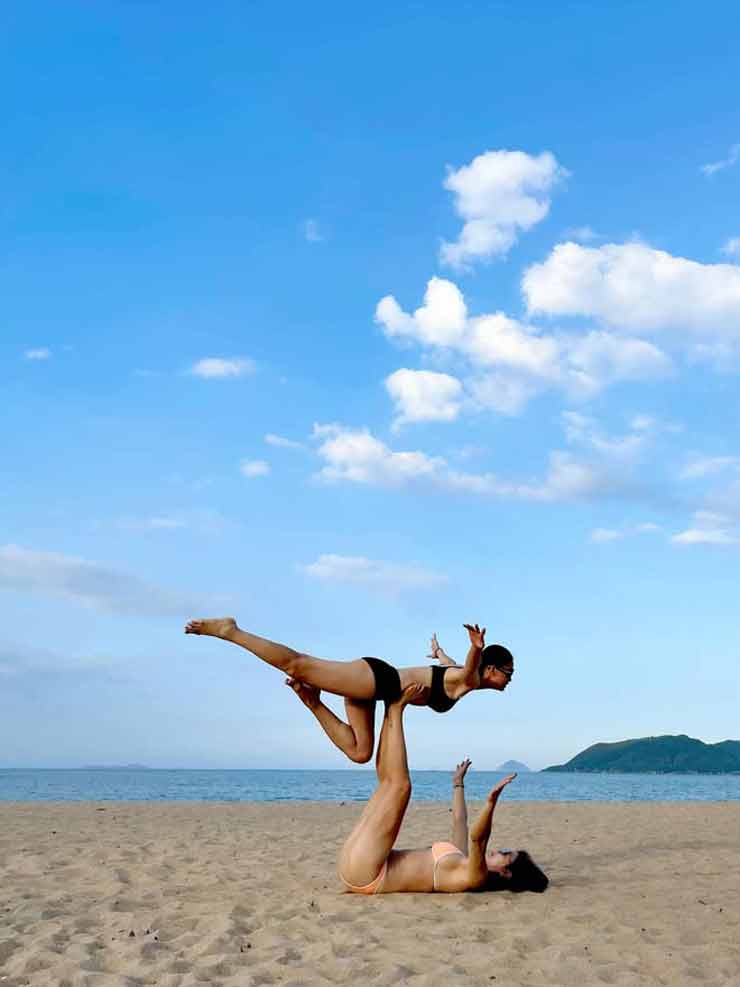 Kim Huệ, Thu Hoài, Thu Huyền diện bikini, ai &quot;nóng bỏng&quot; hơn? - Ảnh 3.
