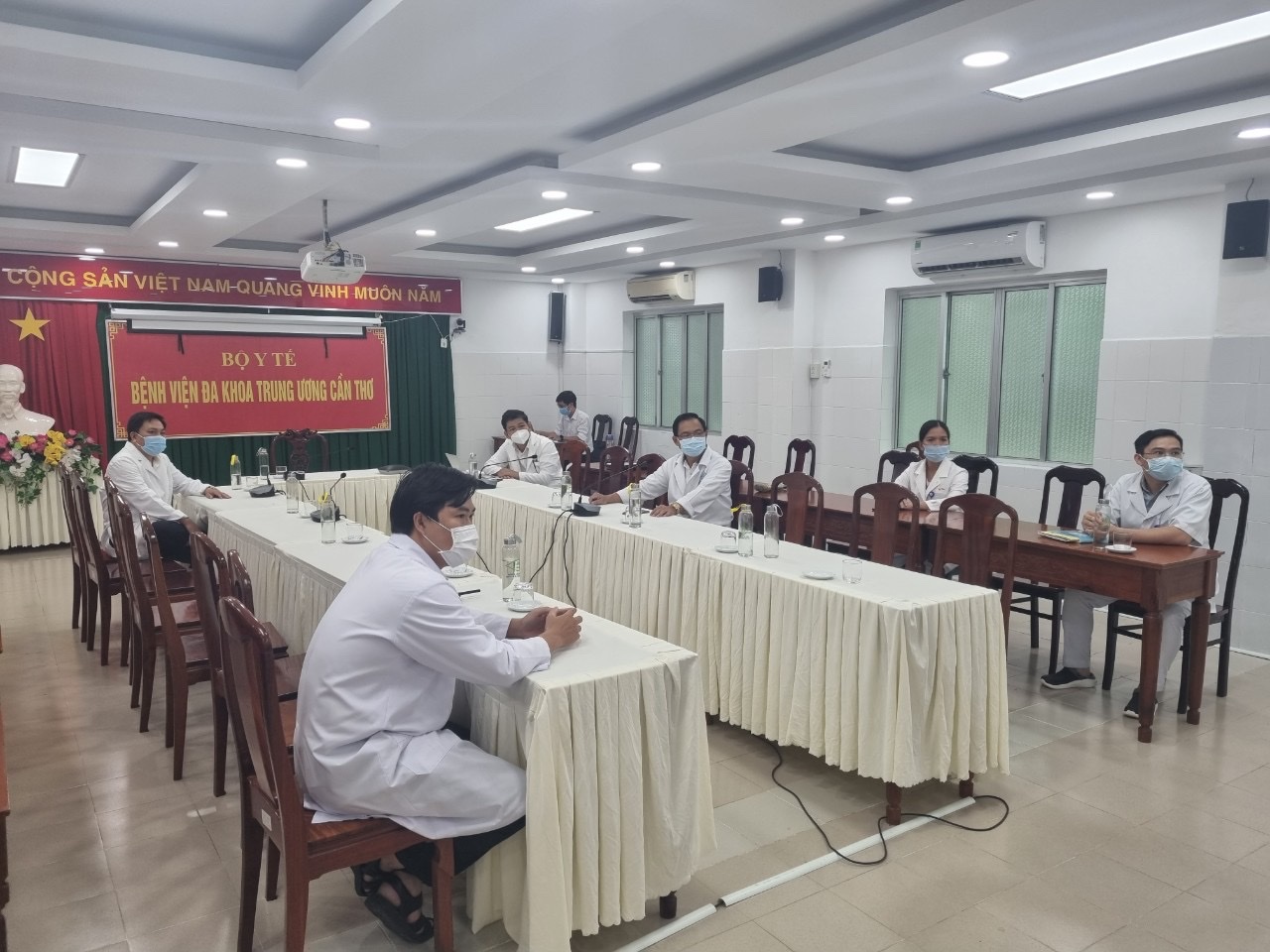 Cần Thơ: Cứu sống mẹ con sản phụ mắc Covid-19 suy hô hấp, nguy kịch - Ảnh 1.