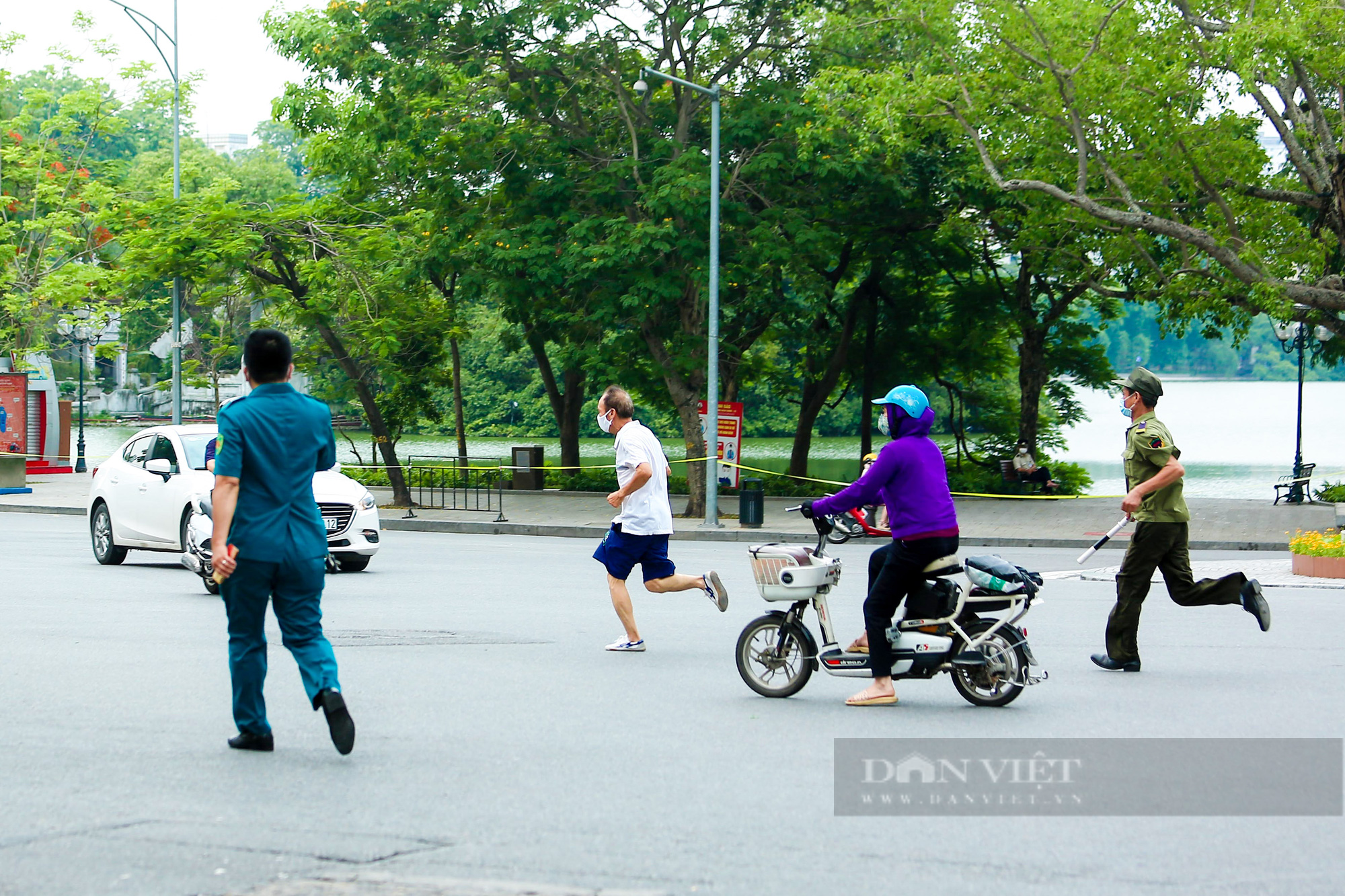 Người đàn ông ra ngoài tập thể dục bỏ chạy bất thành khi gặp lực lượng chức năng - Ảnh 6.