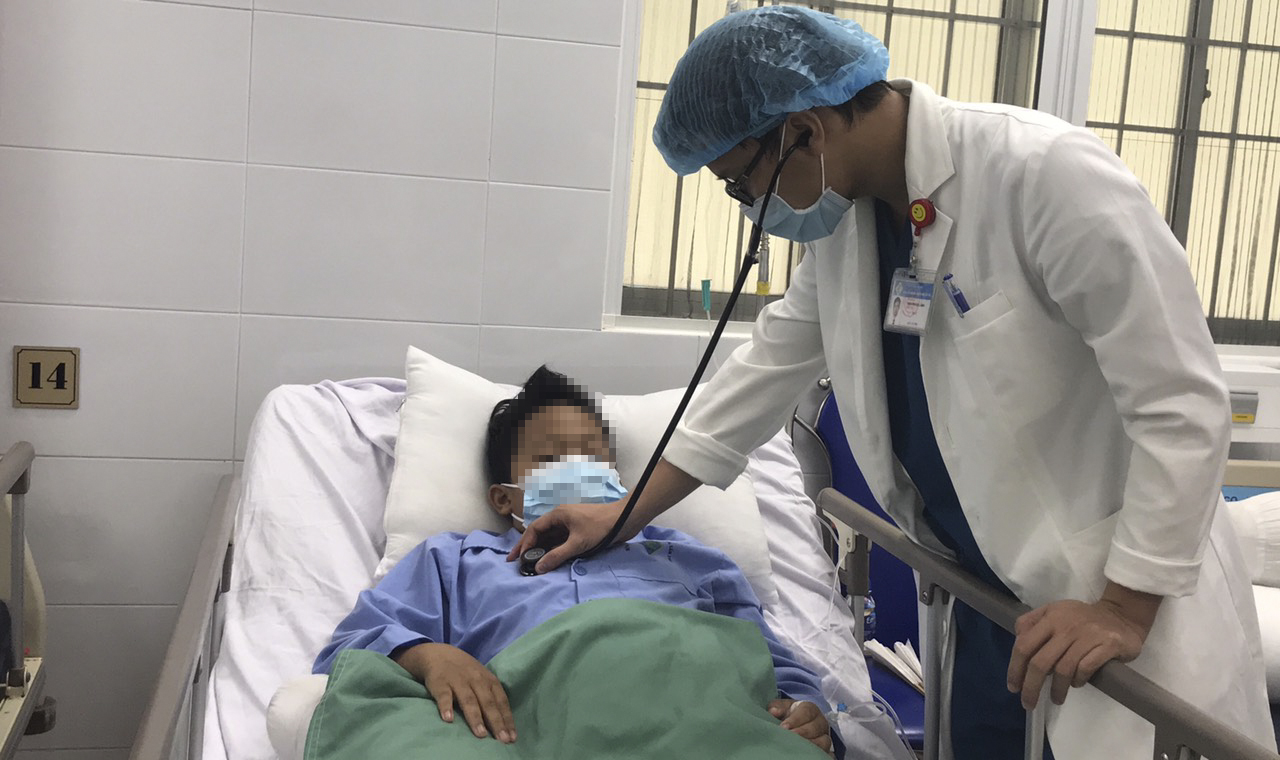 Cần Thơ: Bé trai 11 tuổi đột quỵ do túi phình mạch máu não vỡ - Ảnh 1.