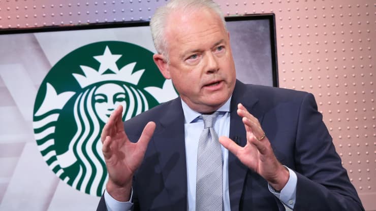 Starbucks báo lãi ròng hơn 1 tỷ USD nhưng cổ phiếu vẫn tụt, nguyên nhân nằm ở thị trường Trung Quốc - Ảnh 1. Starbucks báo lãi ròng hơn 1 tỷ USD nhưng cổ phiếu vẫn tụt, nguyên nhân nằm ở thị trường Trung Quốc - Ảnh 1.