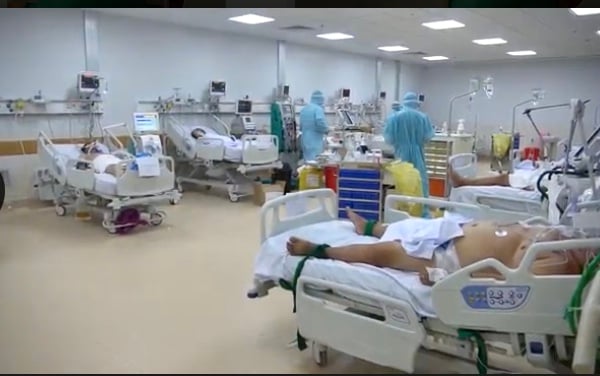 Covid-19: Thiết lập khẩn cấp 3 trung tâm hồi sức tích cực tại TP.HCM - Ảnh 1.