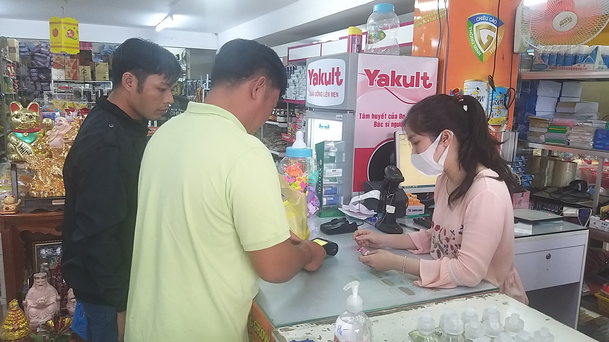 Ngân hàng bán món nợ tiêu dùng chỉ 480 nghìn đồng, ai mua? - Ảnh 3.