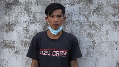 Giả làm người tốt để cướp tài sản - Ảnh 1.
