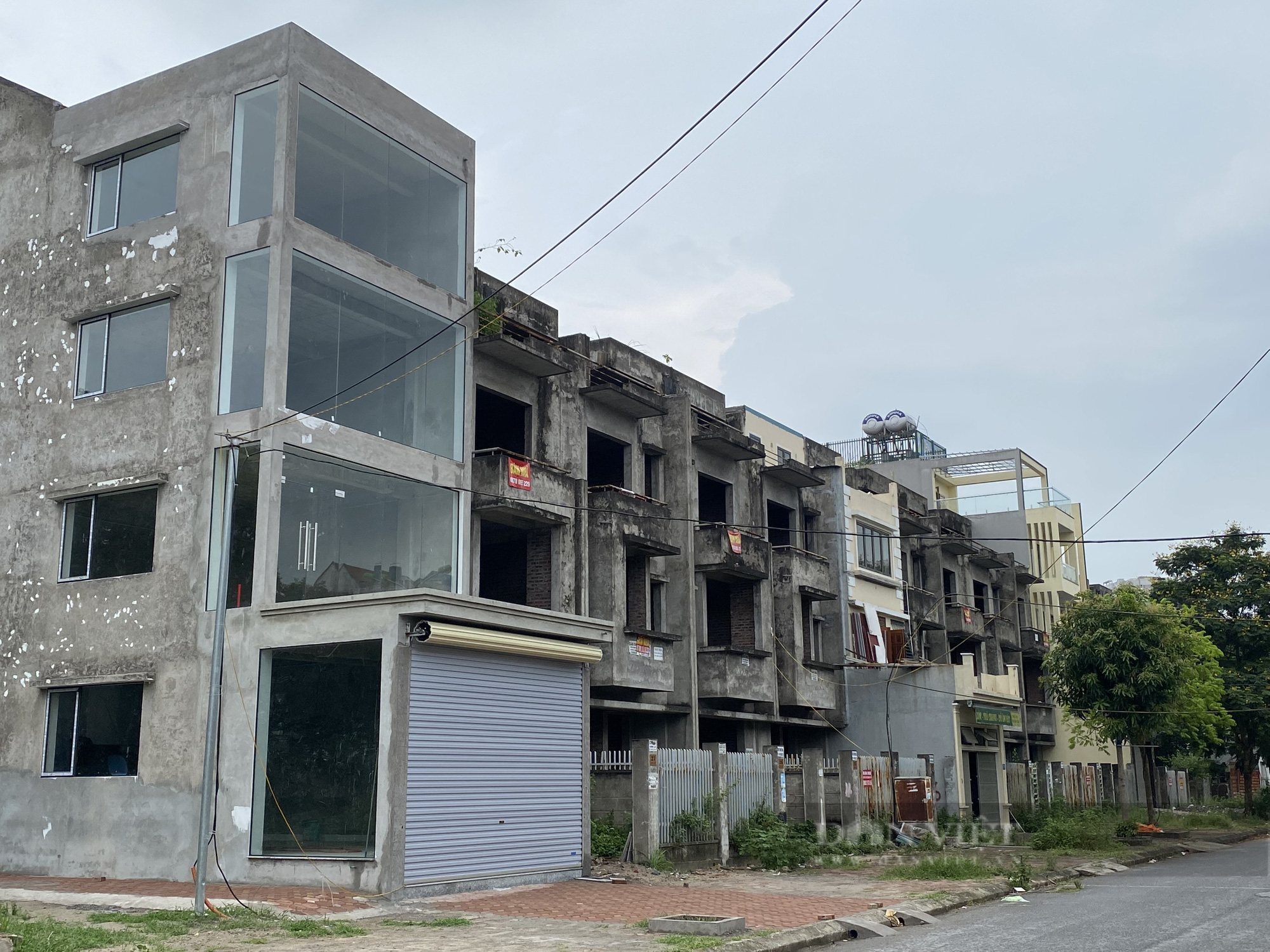 Giá nhà liền kề, biệt thự phía Tây Hà Nội tăng gấp đôi sau 2 năm - Ảnh 3.