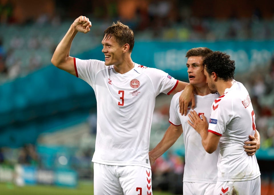 Tiền đạo CH Czech san bằng thành tích của Ronaldo ở Euro 2020 - Ảnh 10.