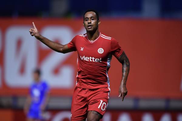 Viettel FC &quot;nợ chồng thêm nợ&quot; trước nhà vô địch Thái Lan - Ảnh 2.
