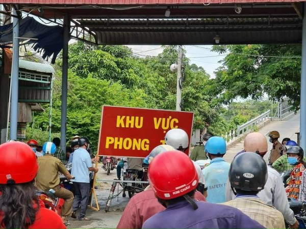 Liên quan tài xế xe tải khai gian làm lây dịch Covid-19, An Giang giãn cách một khu công nghiệp - Ảnh 1.