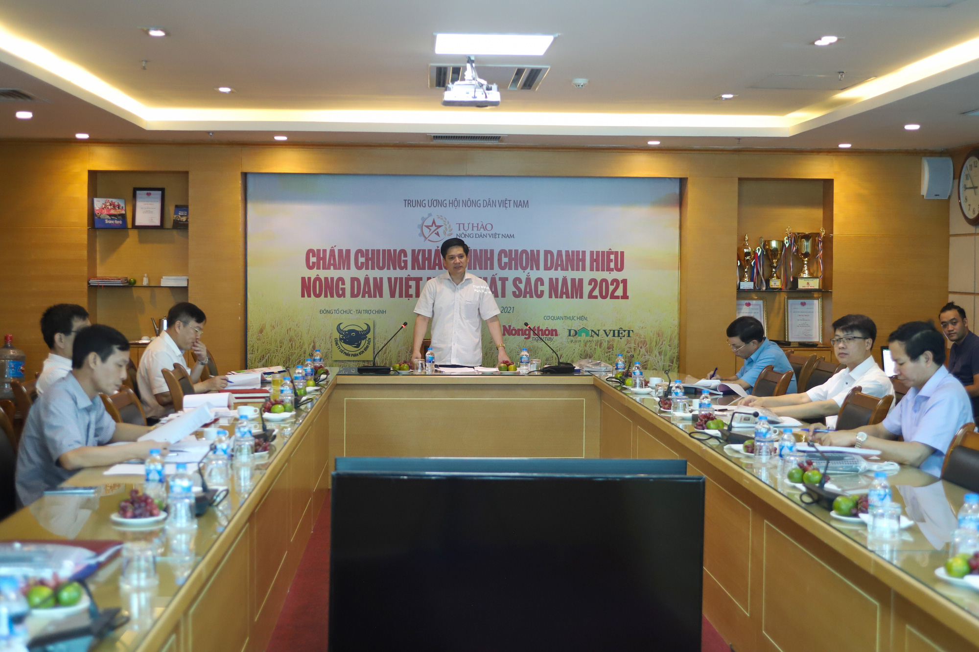 Đã bình chọn được 63 Nông dân Việt Nam xuất sắc 2021 - Ảnh 2.