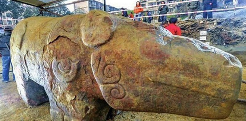 4 bí ẩn phong thủy tại Trung Hoa: Tê giác trấn mạch sông, 9 rồng đỡ cột trụ - Ảnh 1.