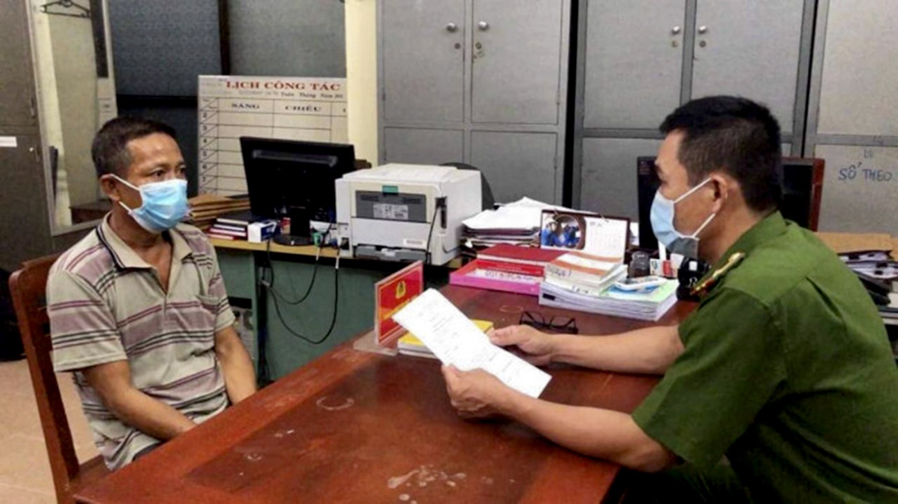 Đâm chết hàng xóm vì mâu thuẫn cá độ đánh bida - Ảnh 1.