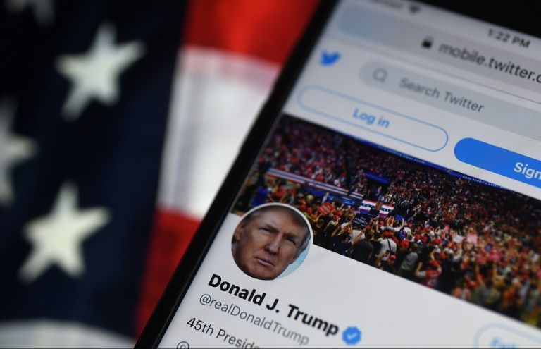 Ông Trump tuyên bố kiện Facebook, Twitter và Google - Ảnh 1.