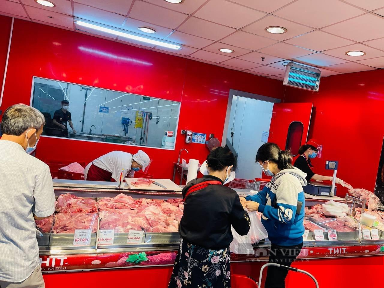 Đồng Nai: Ngày đầu giãn cách nơi đông đúc, nơi đìu hiu, hàng quán đa số đóng cửa - Ảnh 3.