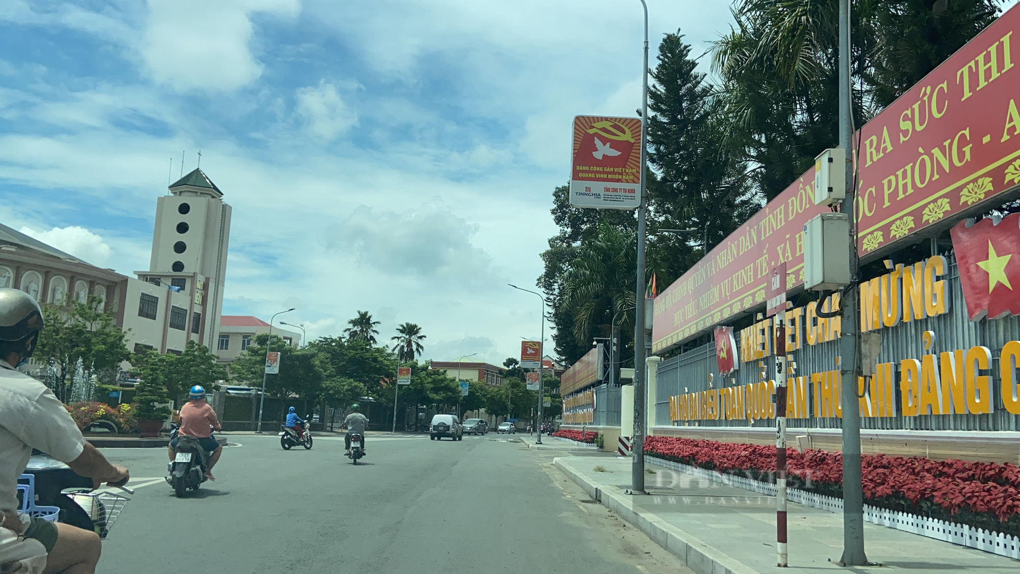Đồng Nai: Ngày đầu giãn cách nơi đông đúc, nơi đìu hiu, hàng quán đa số đóng cửa - Ảnh 6.