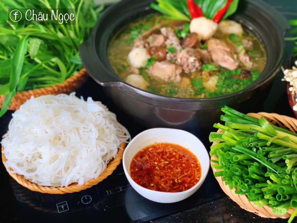Muốn nấu vịt om sấu ngon không thể bỏ qua bước này - Ảnh 5.
