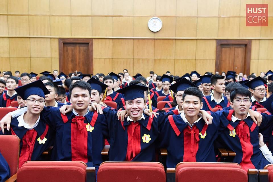 Quy chế đào tạo tiến sĩ mới gây tranh cãi có hiệu lực từ tháng 8/2021 - Ảnh 2.