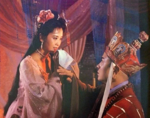 Cuộc sống đầy thăng trầm khác biệt của 3 nam diễn viên vào vai Đường Tăng phim &quot;Tây Du Ký&quot; 1986 - Ảnh 6.