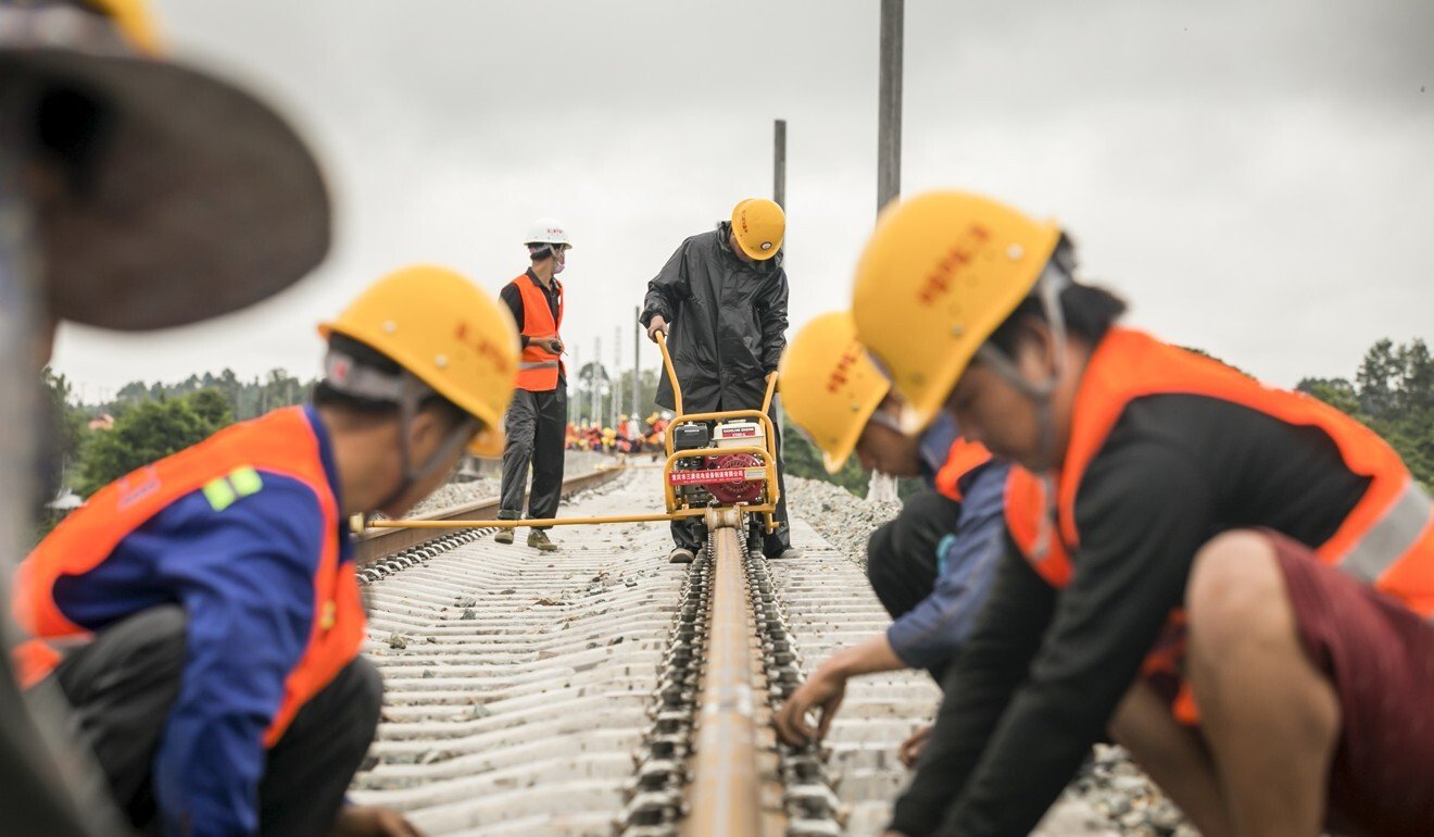 Tuyến đường sắt xuyên Á chạy qua Lào: chi phí quá lớn, Trung Quốc hưởng lợi nhiều hơn - Ảnh 4. Tuyến đường sắt xuyên Á chạy qua Lào: chi phí quá lớn, Trung Quốc hưởng lợi nhiều hơn - Ảnh 4.