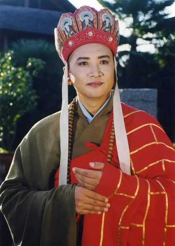 Cuộc sống đầy thăng trầm khác biệt của 3 nam diễn viên vào vai Đường Tăng phim &quot;Tây Du Ký&quot; 1986 - Ảnh 8.