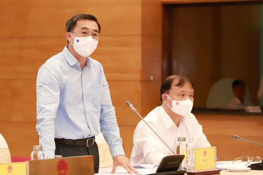 Thứ trưởng Trần Văn Thuấn nói nguyên nhân quá tải y tế ở TP.HCM và một số tỉnh phía Nam - Ảnh 1.
