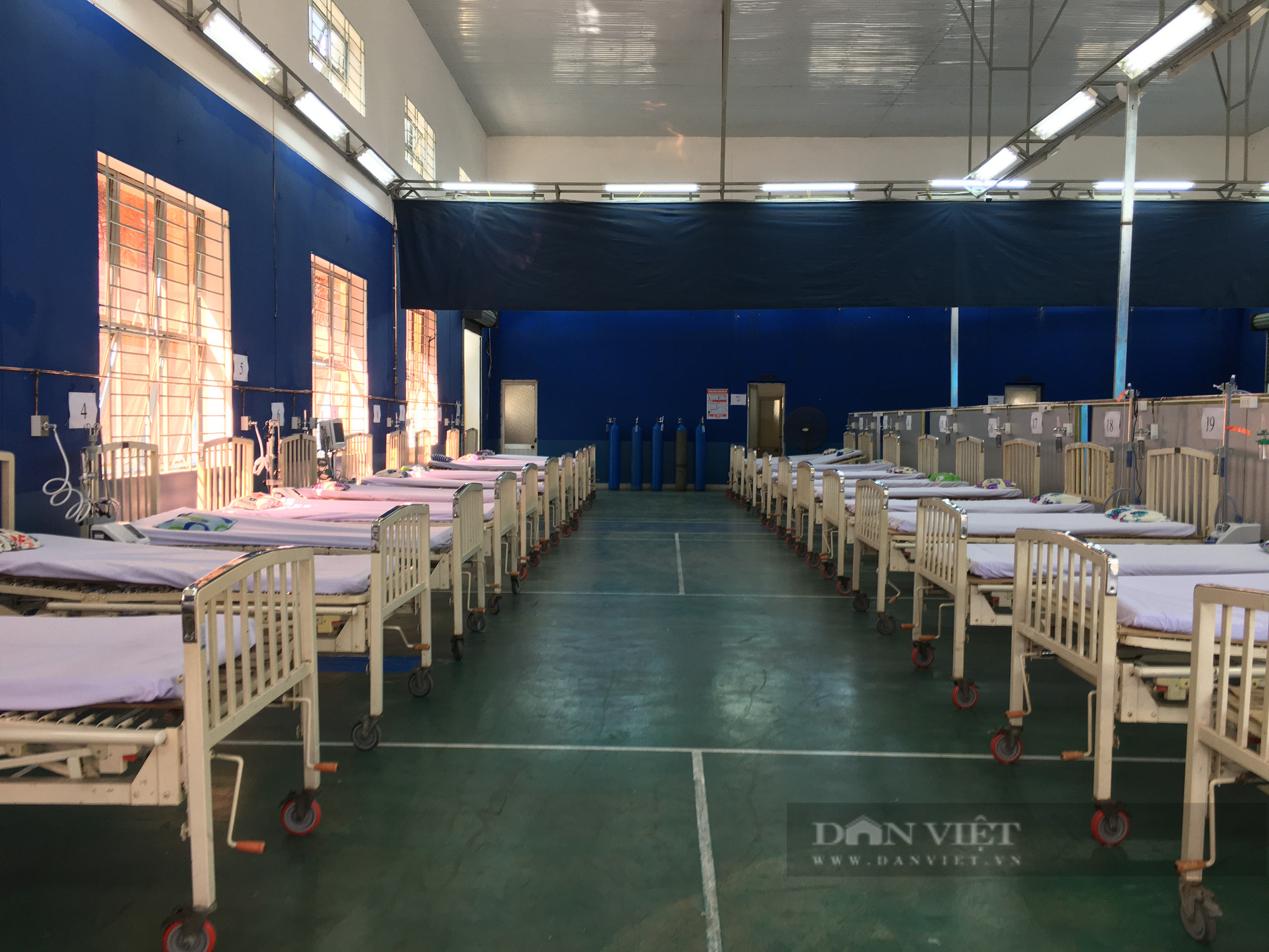 TP.HCM: Trưng dụng trường học làm bệnh viện dã chiến điều trị Covid-19 tầng 2+ - Ảnh 4.