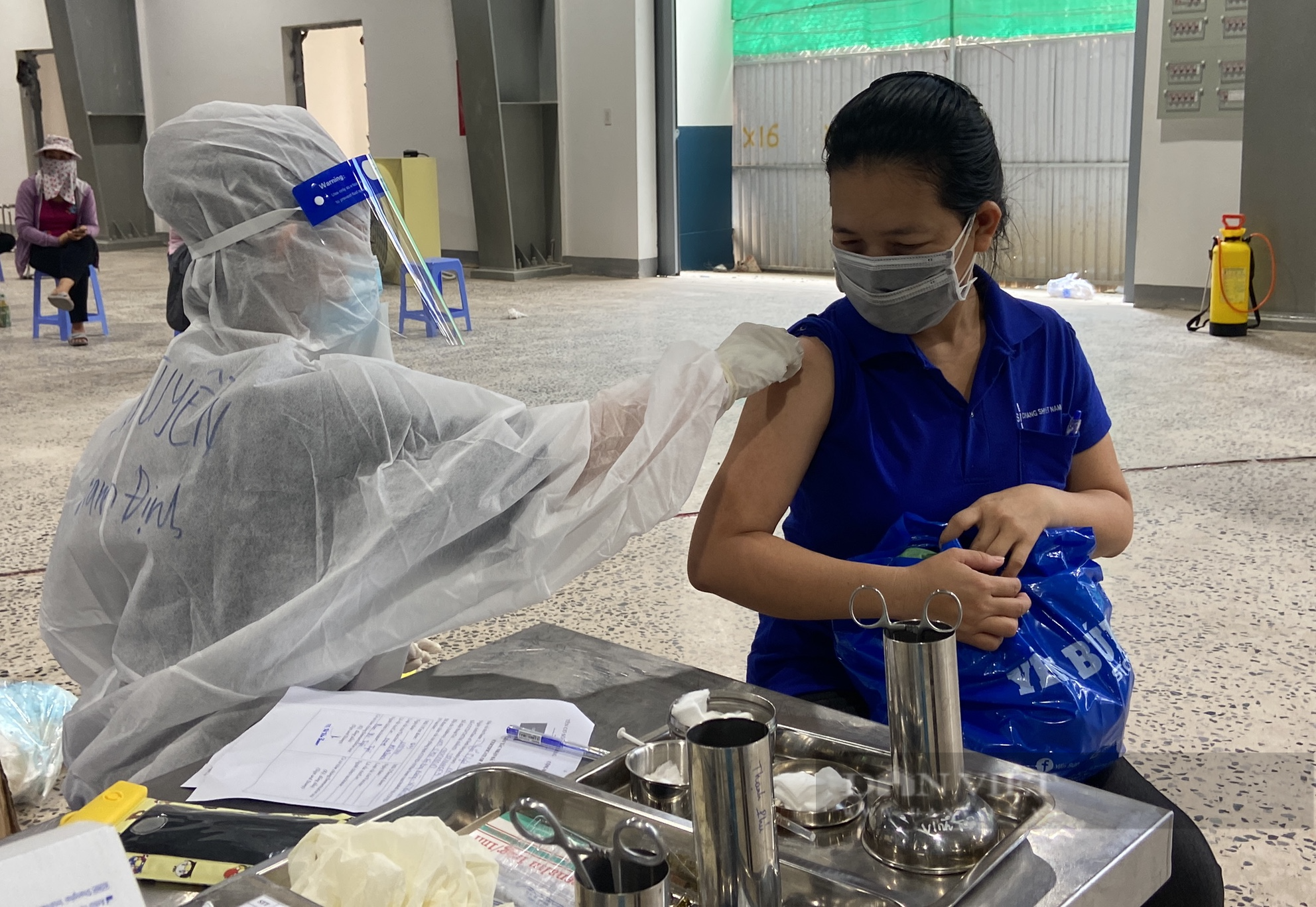 Đồng Nai: Dốc hết sức để chiến thắng trong 2 tuần, triển khai 25.000 giường bệnh - Ảnh 2.