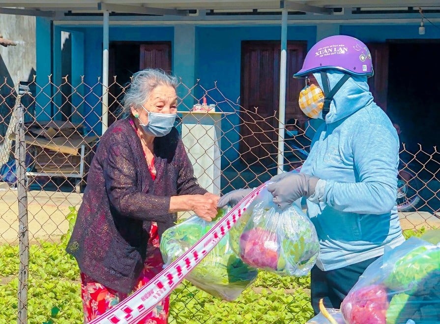 Hội Nông dân Khánh Hòa: Nhiều hoạt động chung tay phòng, chống dịch Covid-19 - Ảnh 1.
