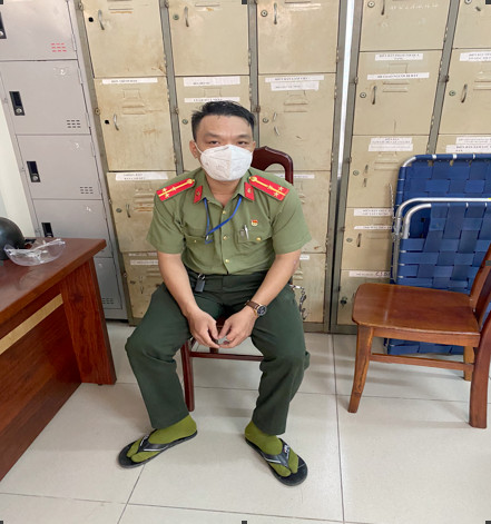 TP.HCM: Bắt một công an “dỏm” đăng bài kích động người dân trên Facebook  - Ảnh 1.