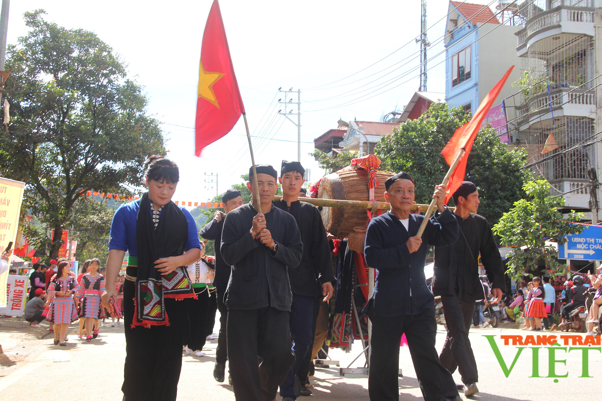 Sơn La dừng tổ chức Ngày hội văn hóa các dân tộc Mộc Châu - Ảnh 1.