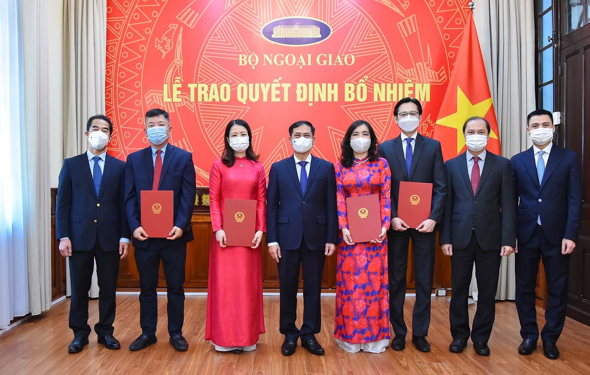 Người phát ngôn Bộ Ngoại giao Lê Thị Thu Hằng được bổ nhiệm thêm chức vụ mới - Ảnh 1.