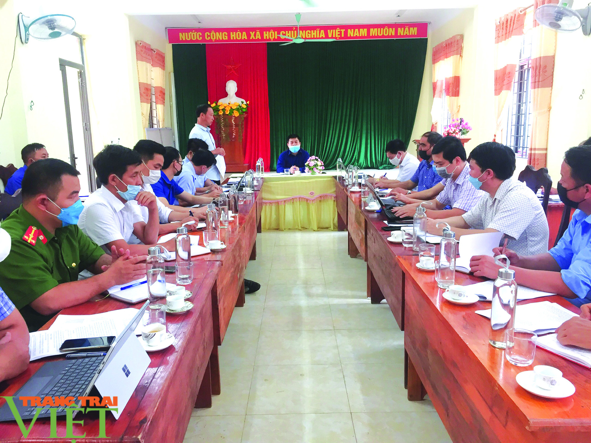 Giao thông nông thôn - điểm nhấn NTM Hoàng Su Phì - Ảnh 2. Giao thông nông thôn - điểm nhấn NTM Hoàng Su Phì - Ảnh 2.