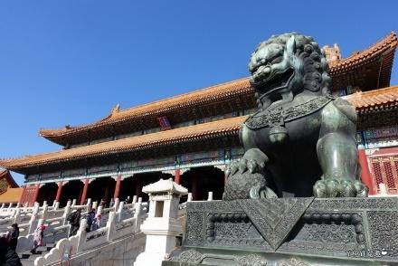 1 bí mật nữa về Tử Cấm Thành được hé lộ: &quot;Phép màu&quot; nào giúp người xưa mang tảng đá 100 tấn về xây dựng? - Ảnh 1.
