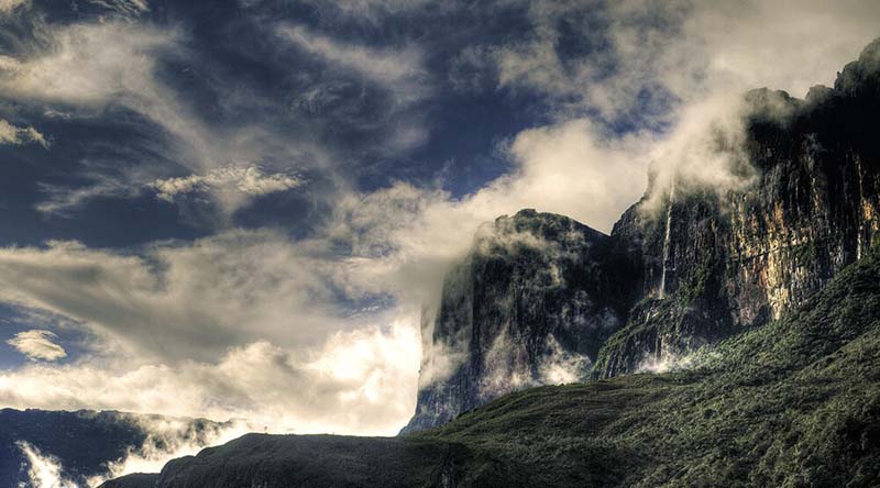 Du lịch Venezuela: Trekking lên đỉnh “thế giới đã mất” của các Thần linh - Ảnh 1.