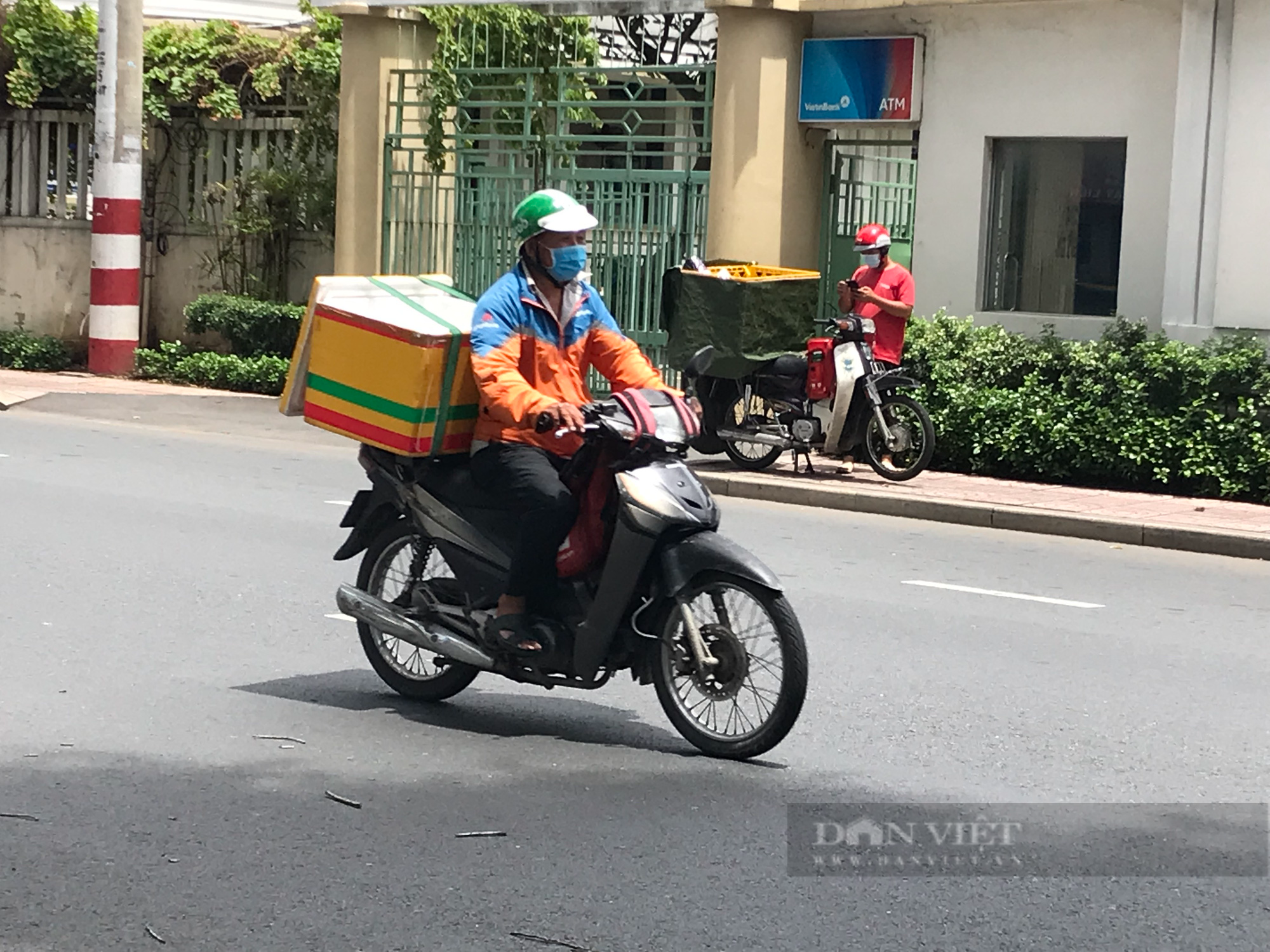 NÓNG: Không phong tỏa TP.HCM trong 2 tuần tới - Ảnh 3.