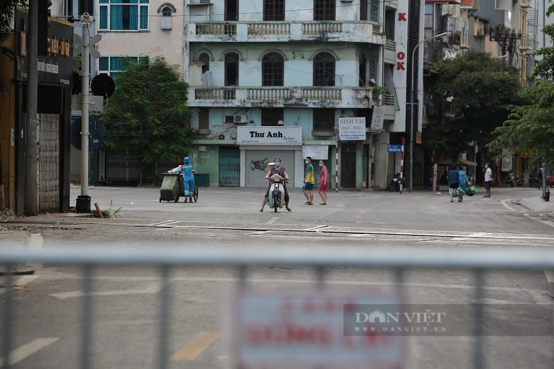 Hà Nội: Quận Đống Đa thành lập vùng cách ly y tế toàn bộ 2 phường Văn Chương, Văn Miếu  - Ảnh 5.