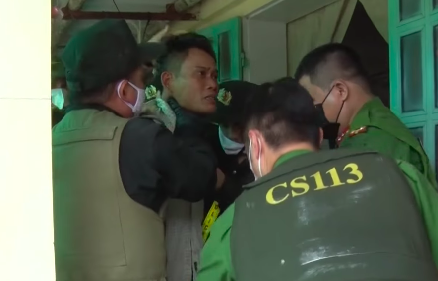 Nghẹt thở cảnh khống chế, bắt kẻ giữ chính con gái ruột làm &quot;con tin&quot; ở Nam Định - Ảnh 5.