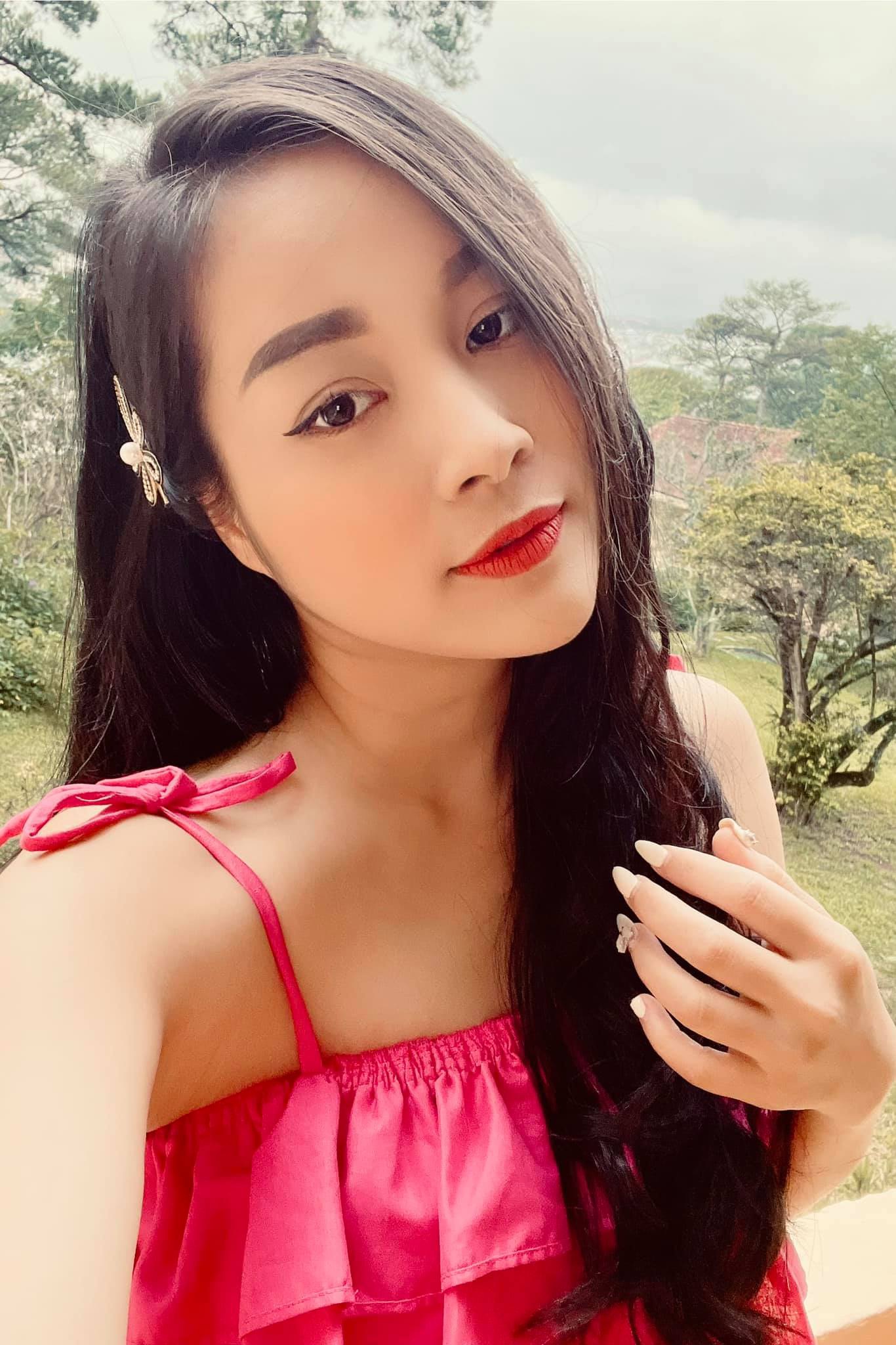 15 năm Nhật ký Vàng Anh, Minh Hương từ &quot;con&quot; hóa &quot;bạn gái&quot; NSND Mạnh Cường - Ảnh 4.