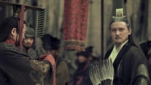 Lưu Bị đã nói gì mà khiến Gia Cát Lượng nghe xong, đến chết cũng không dám soán ngôi của Lưu Thiện - Ảnh 2.