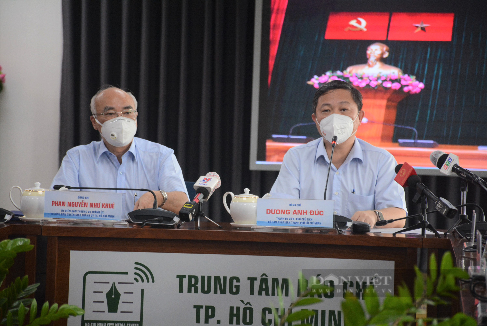 Phó Chủ tịch UBND TP.HCM: Vaccine Vero Cell đang được thẩm định, chưa triển khai tiêm - Ảnh 1.