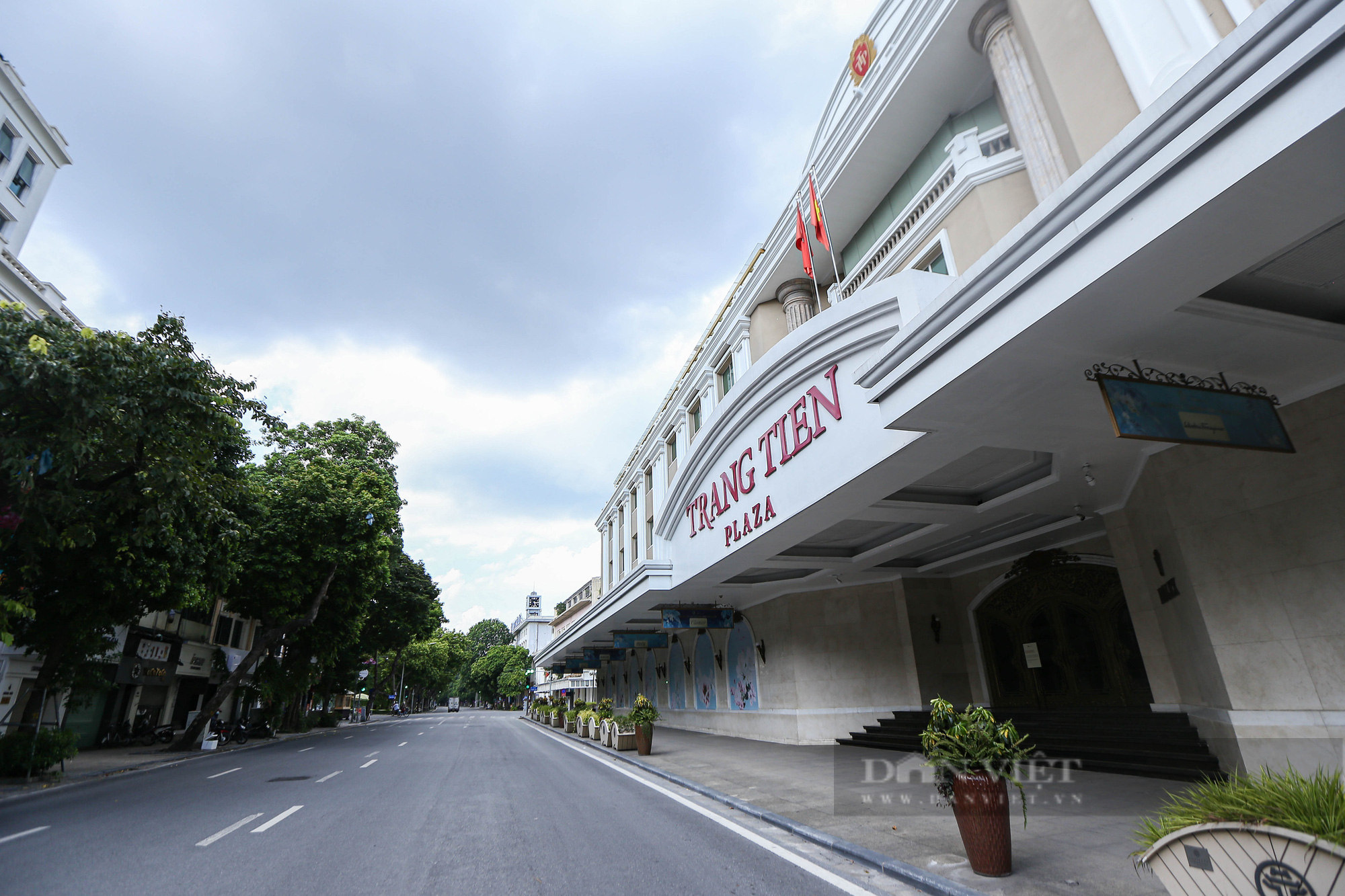 Hà Nội giãn cách nhưng không...xa cách - Ảnh 1.