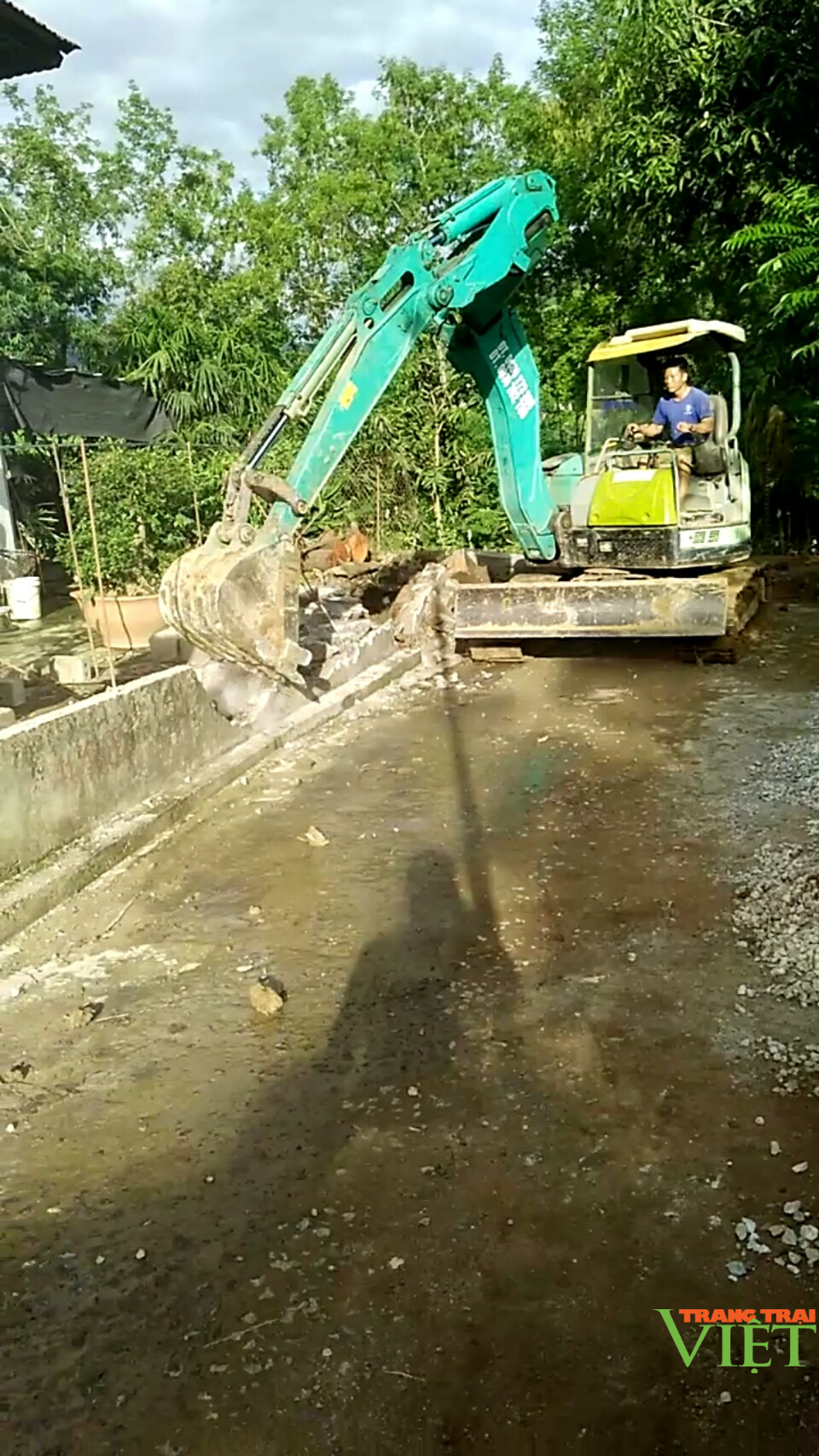 Hiến đất xây dựng nông thôn mới nâng cao ở Mường Bú: Đảng viên đi trước, làng nước theo sau - Ảnh 2. Hiến đất xây dựng nông thôn mới nâng cao ở Mường Bú: Đảng viên đi trước, làng nước theo sau - Ảnh 2.