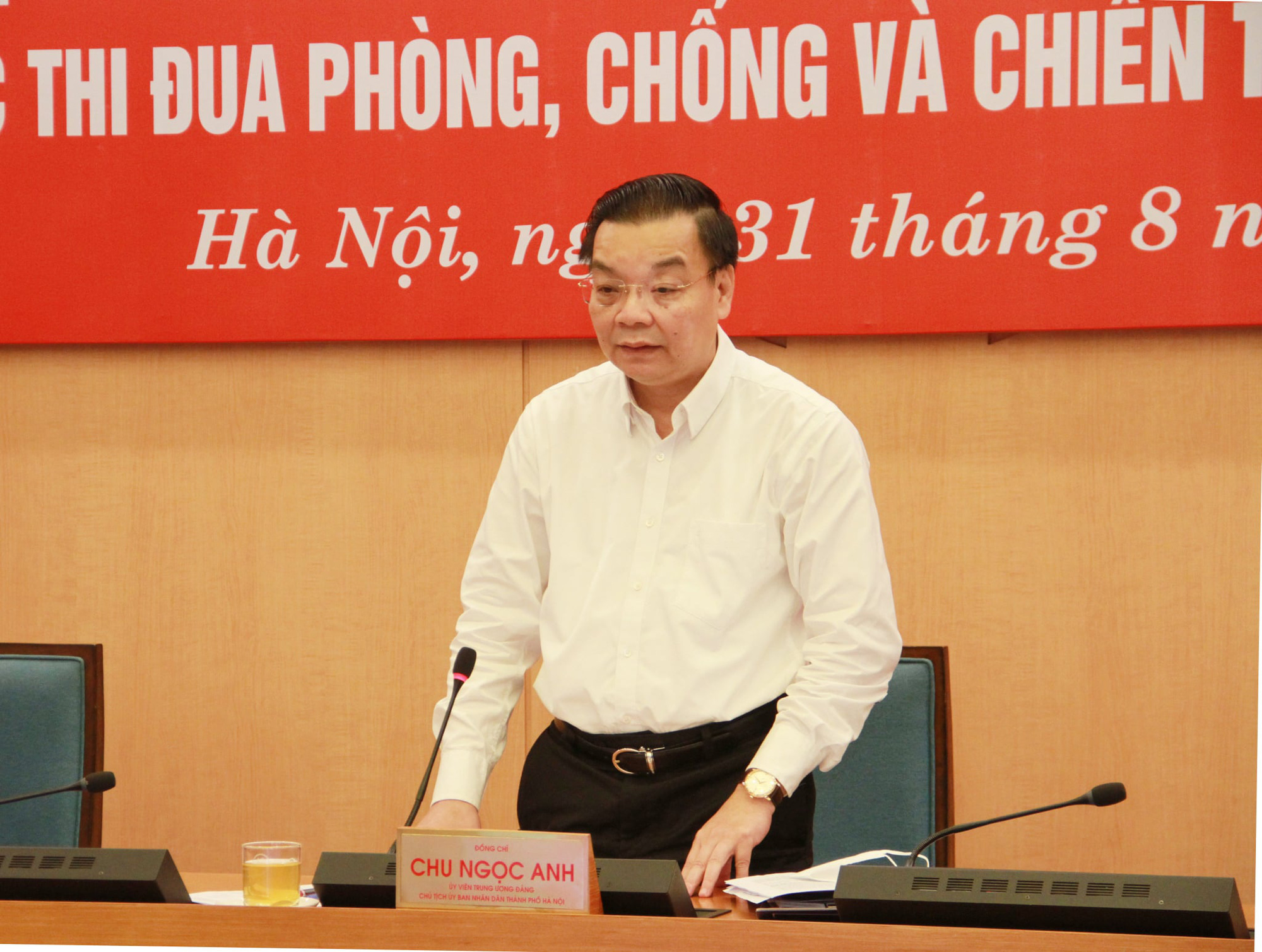 Hà Nội: Sẵn sàng các kịch bản cao hơn, Thành ủy sẽ có Chỉ thị mới - Ảnh 1.