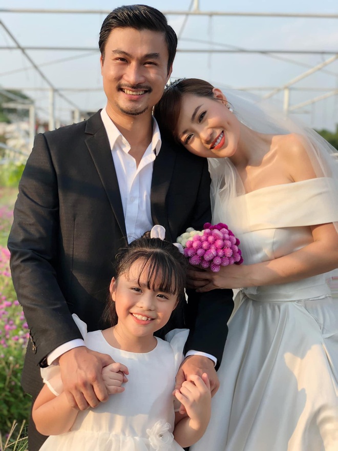 Lệ &quot;Mùa hoa tìm lại&quot; hé lộ đời tư Đồng, Núi, Hoa, Hoàn: Kẻ ế, người đề huề - Ảnh 1.