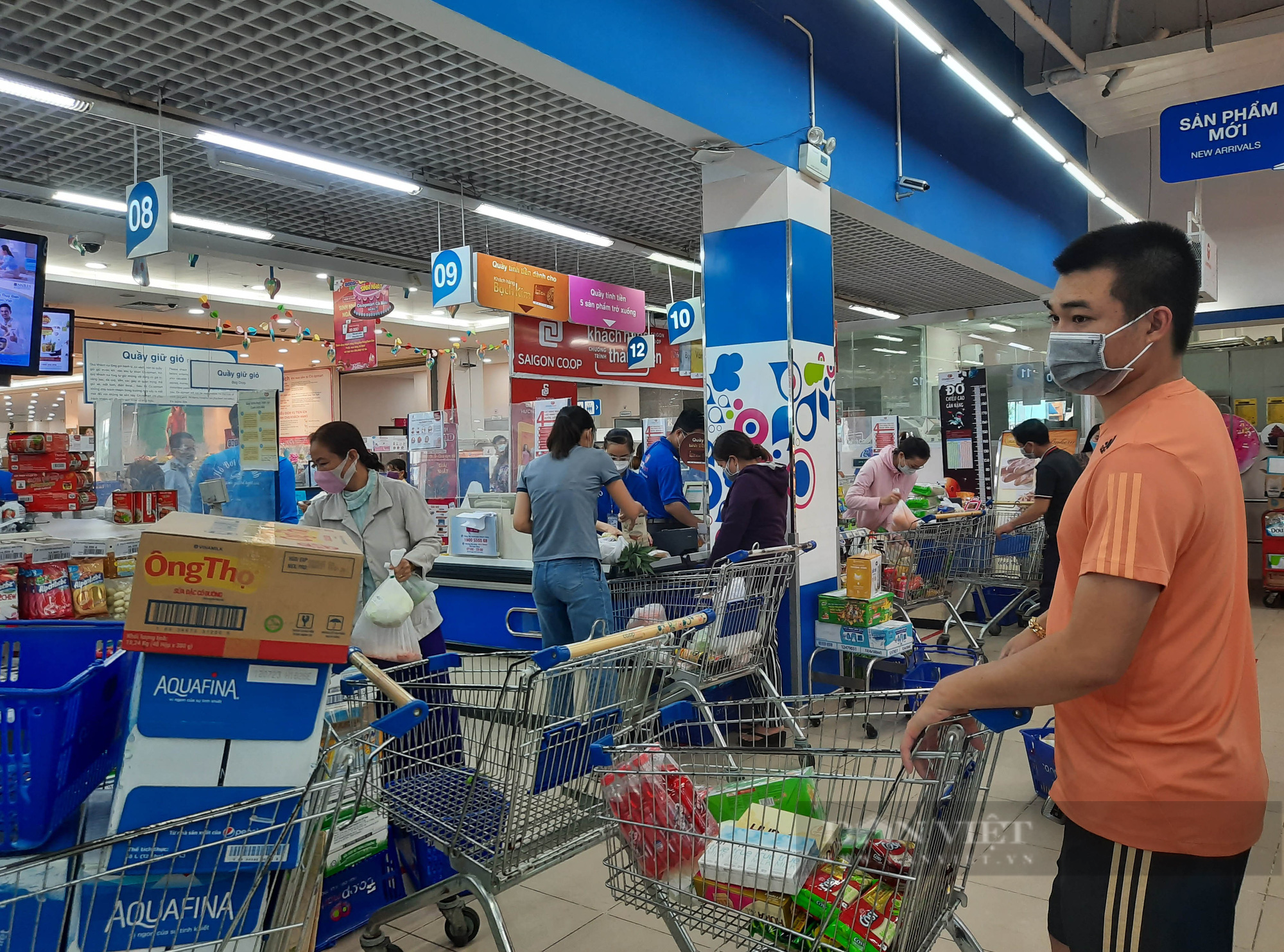 Co.opmart Cà Mau bị phạt 15 triệu đồng vì che giấu dịch bệnh - Ảnh 1.